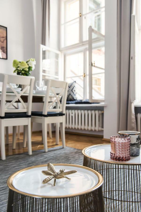 Square Apartment - Loftaffair Kraków Zewnętrze zdjęcie