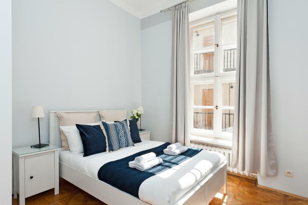Square Apartment - Loftaffair Kraków Zewnętrze zdjęcie