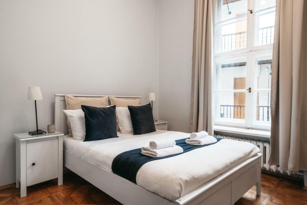 Square Apartment - Loftaffair Kraków Zewnętrze zdjęcie
